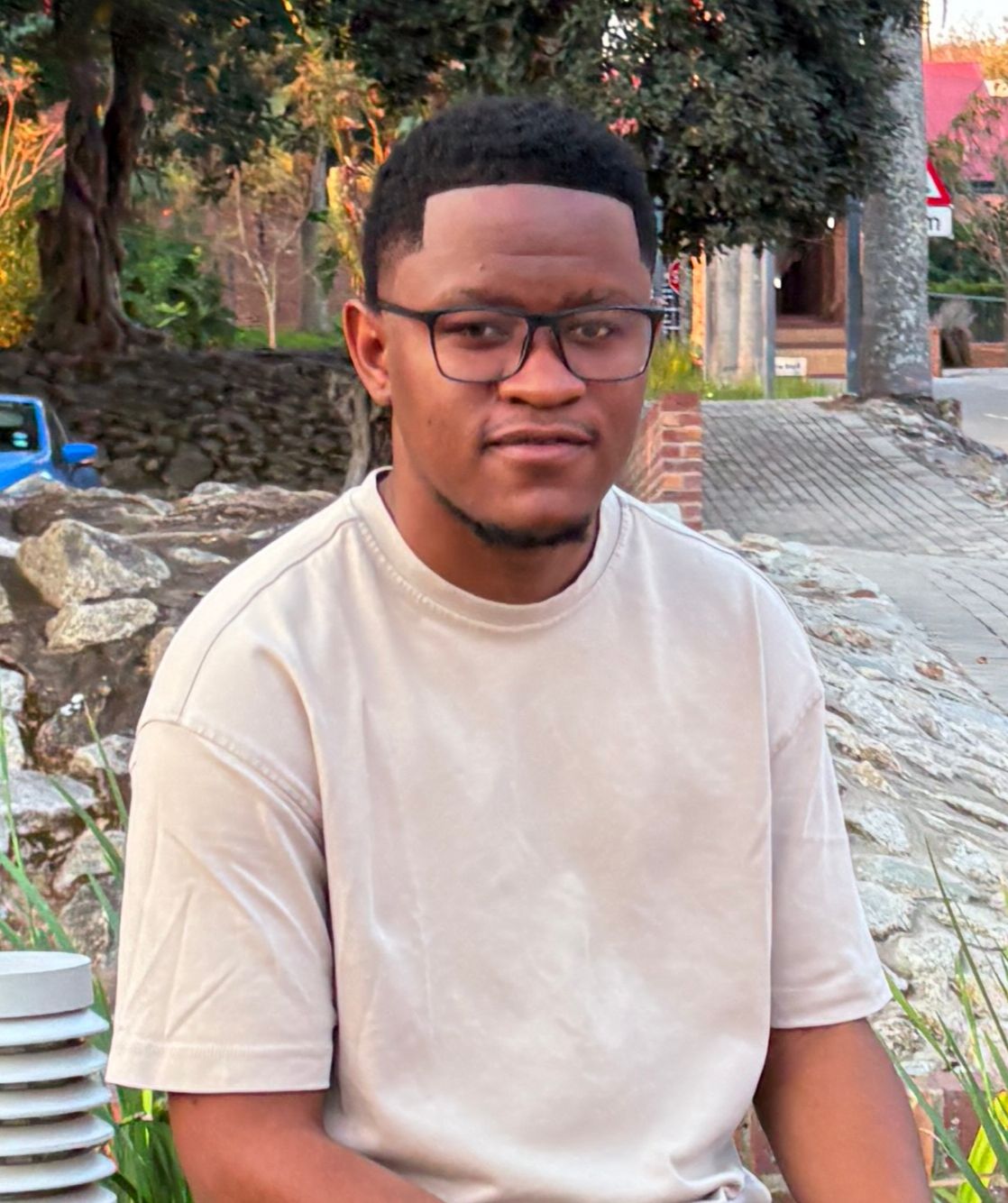 SIFISO SAKHE SITHOLE